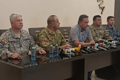 Habrá tres investigaciones por el avión siniestrado y el análisis de la caja negra pueden durar hasta seis meses, dice el Gobierno