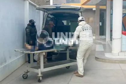 Hallan a un hombre muerto con cuatro disparos de arma de fuego cerca de su vehículo