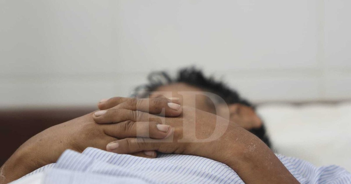 No hay dónde meter un paciente, ni en el piso: Emergencias colapsa en el Hospital San Juan de Dios