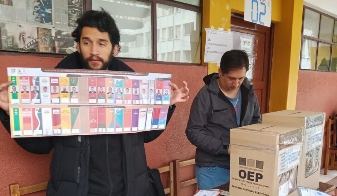 TSE dice que fue un “éxito” la media jornada electoral; cuatro mesas no abrieron