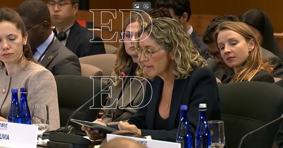 La Primera Dama asegura en Washington que cerrar la brecha digital “es una cuestión de dignidad”