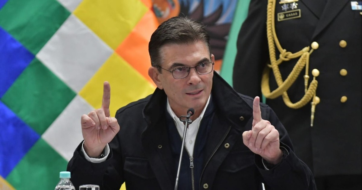 Mezclaban combustible con agua y aceite usado en Chile: Gobierno revela red de “robo y sabotaje”