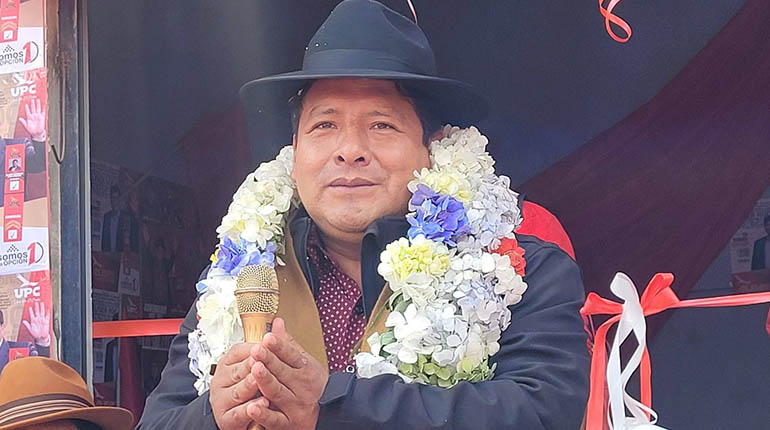 La Paz: gobernador Santos Quispe acepta iniciar transición con Luis Revilla