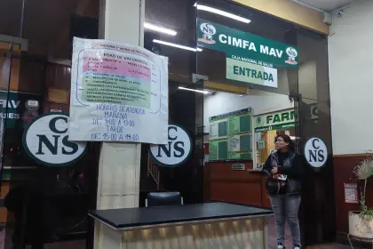 Médicos de la CNS acatan paro nacional de 24 horas; exigen la destitución de los administradores