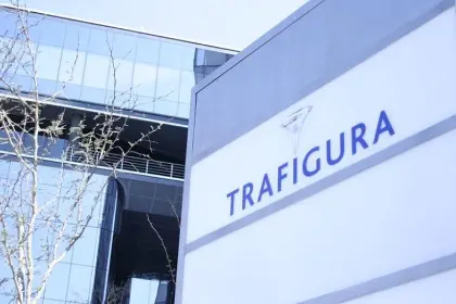 Trafigura señala que contratos con YPFB “siguen vigentes y no han sido suspendidos”