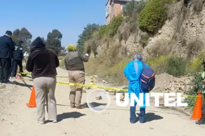 Hallan el cuerpo de una mujer en estado de descomposición en una bolsa de yute en La Paz