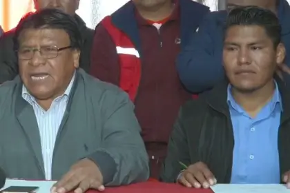 Choferes de El Alto exigen segunda vuelta en La Paz y advierten con medidas de presión