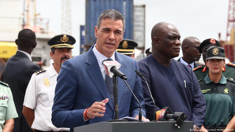 El Gobierno español regularizará a medio millón de migrantes