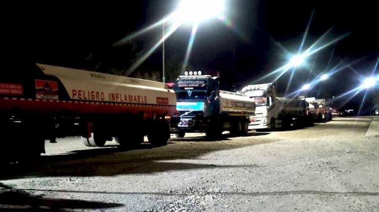 Desbloqueo restablece el suministro normal de combustibles en La Paz y El Alto