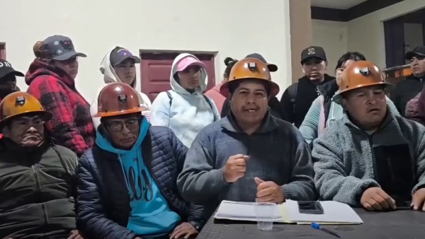 Mineros desocupados de Huanuni dan 48 horas a la COB para desbloquear o se “atengan a las consecuencias”