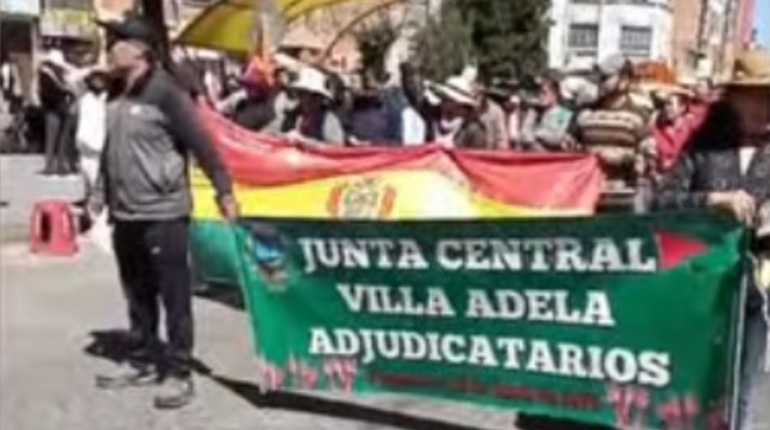 Vecinos de El Alto desbloquean algunas calles y reclaman tranquilidad