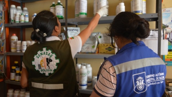“Vacío normativo y controles débiles”: Cuestionan al Senasag por residuos tóxicos en alimentos