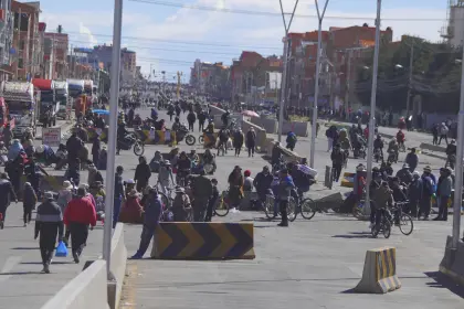 Sectores movilizados en El Alto deciden mantener bloqueos y descartan un cuarto intermedio
