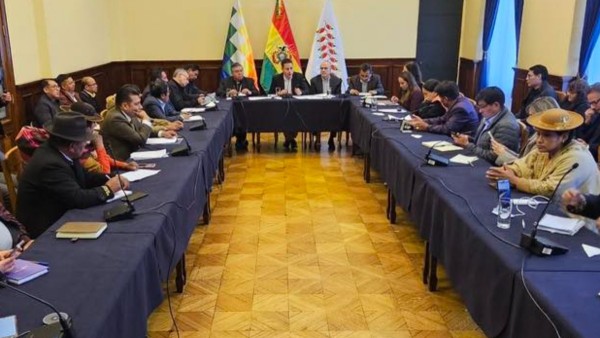 Comisión acuerda garantizar la participación de todos los dirigentes en el diálogo para pacificar el país