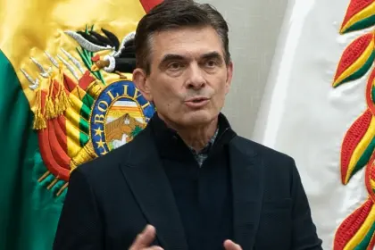 Agenda “abierta al debate”: Paz anuncia análisis de paquete de 10 leyes en el encuentro nacional del sábado