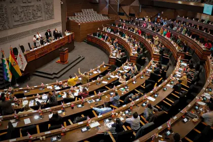 Diputados aprueban la abrogación de la Ley 1720 de conversión de tierras