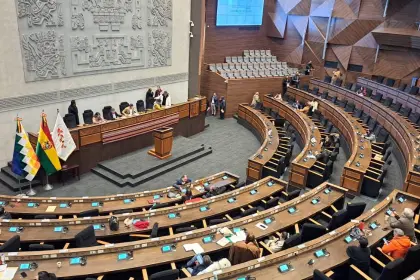 Instalan sesión de la ALP para analizará el decreto de Estado de excepción