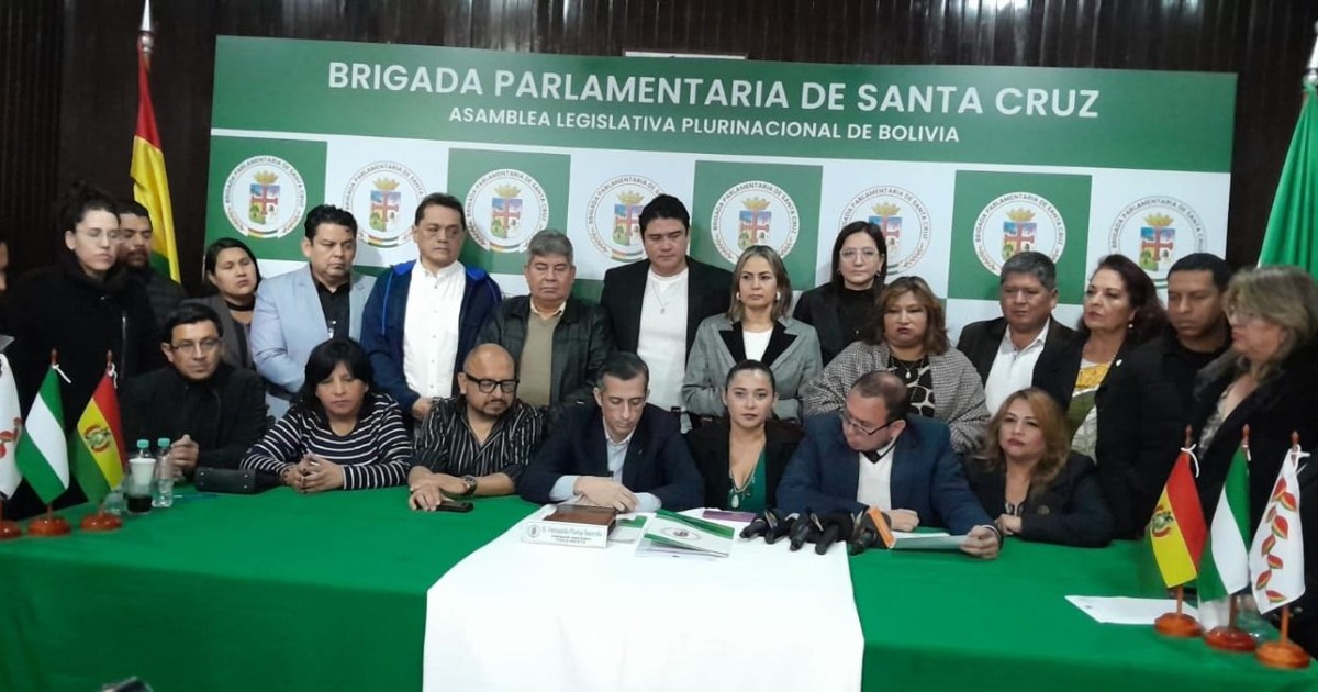 Brigadas Parlamentarias respaldan medidas para restablecer el orden en Bolivia