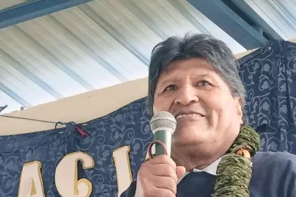 El Gobierno de Paz está “forzando una guerra civil”, dice expresidente Morales