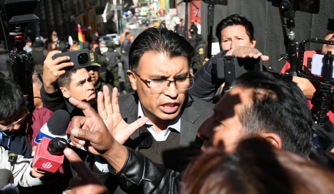 La COB demora su respuesta al diálogo mientras el Gobierno aguarda en la Casa Grande del Pueblo