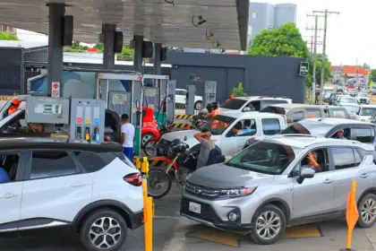 Surtidores proyectan inicio de venta de combustible importado por privados “desde el 6 de agosto”