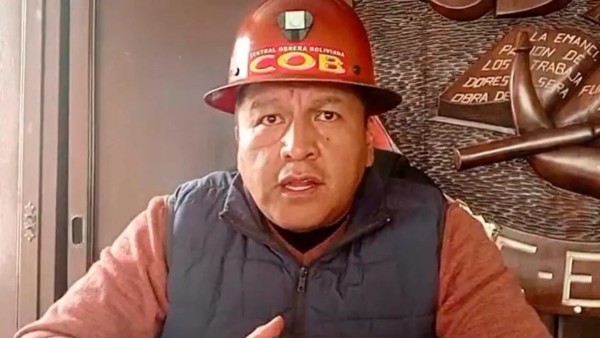Dirigente miembro de la COB dice que Argollo exigió la renuncia del presidente Paz por una decisión personal