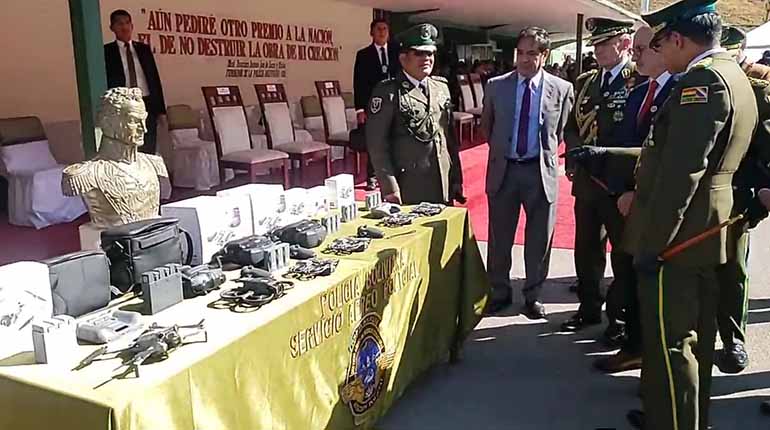 Gobierno entrega drones a la Policía Boliviana para modernizar las tareas de seguridad