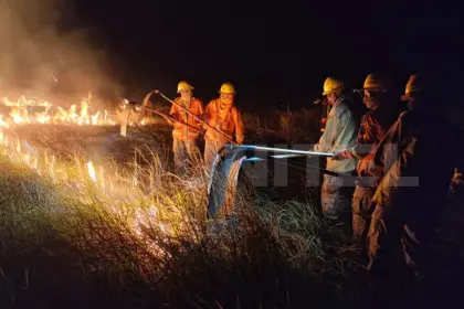 Incendio en Puerto Suárez es controlado tras cinco días de trabajos de sofocación; hubo afectación a 20.000 hectáreas