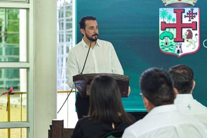 “Santa Cruz hará algo que nunca ha hecho”, afirma Velasco al instalar la Comisión Agraria Departamental