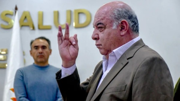 Denuncian a gerente de la CNS por pasar de Bs 1.063 en sus cuentas bancarias a más de Bs 7.316.035 en pocos meses