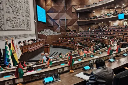 Ley de inversiones: Presidente de Diputados dice que buscarán consensos; en Libre denuncian transfugio