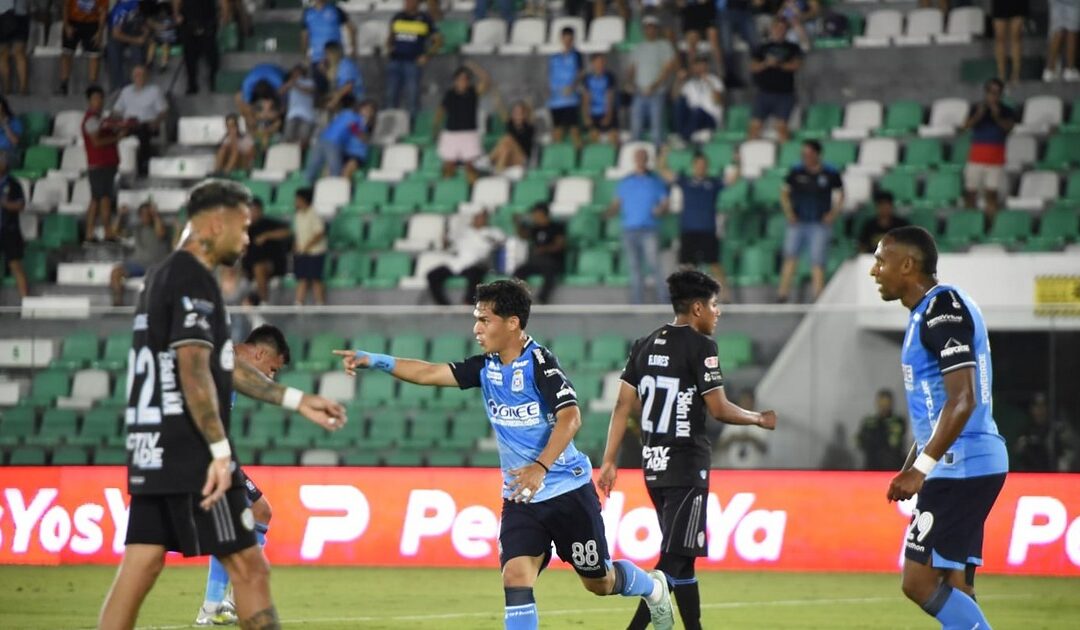 Blooming gana y golea ante Aurora