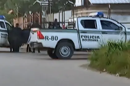 Vecinos relatan los momentos de temor durante el atrincheramiento de un hombre armado en el Plan Tres Mil