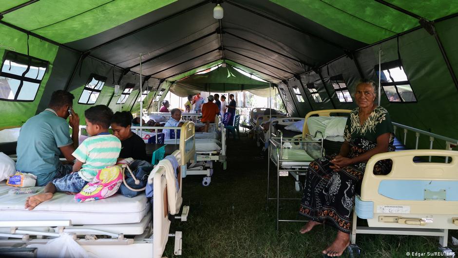 Indonesia eleva a 68 los muertos por el terremoto de Flores