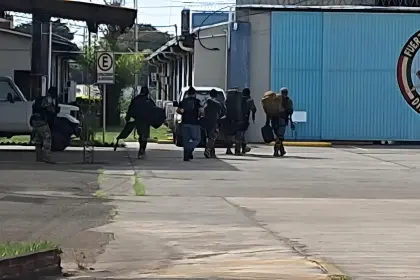 Policía despliega grupos especializados a San Matías tras la muerte de un subteniente en un ataque armado