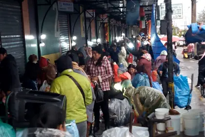 A dos semanas del incendio, Barrio Lindo reabre sus puertas al público este miércoles