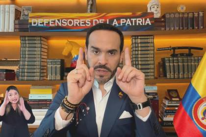 De la Espriella rompe la tradición y traslada la investidura presidencial de Bogotá a Cali