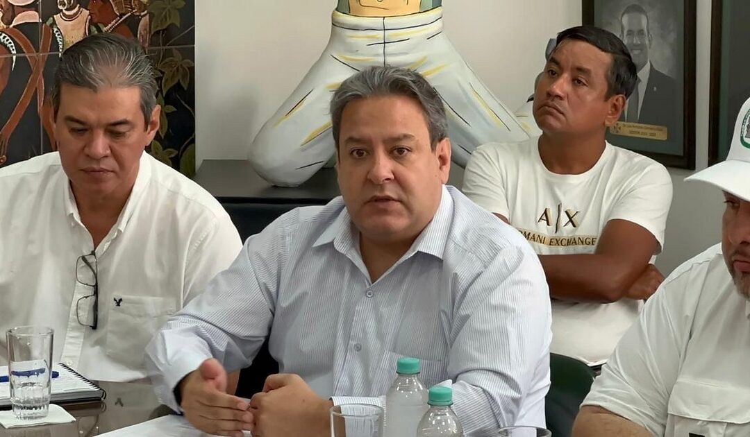 YPFB asegura que hay 17 millones de litros de diésel en Santa Cruz, pero reconoce fallas en distribución