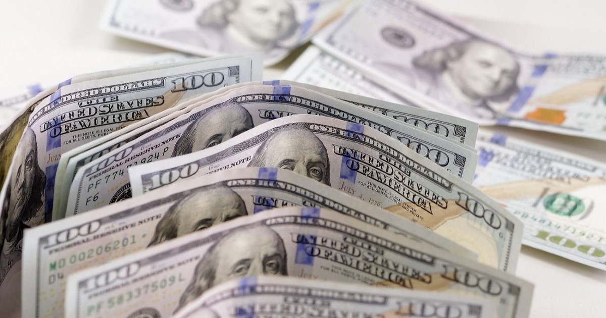 Dólar oficial baja de Bs 12,22 a Bs 12,05 con la nueva fórmula del BCB