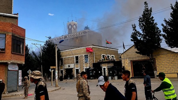 Suben las víctimas por las explosiones en cuartel de Viacha a 81 heridos, 14 desaparecidos y dos fallecidos