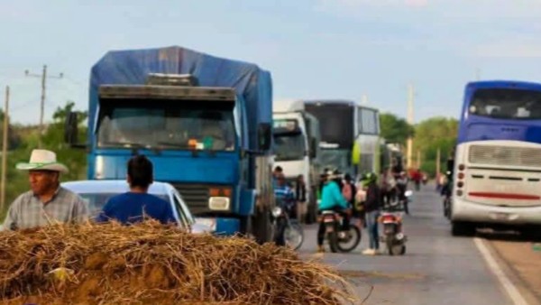 Gobierno lanza decreto para que pequeños productores agropecuarios puedan comprar diésel a Bs 9,80