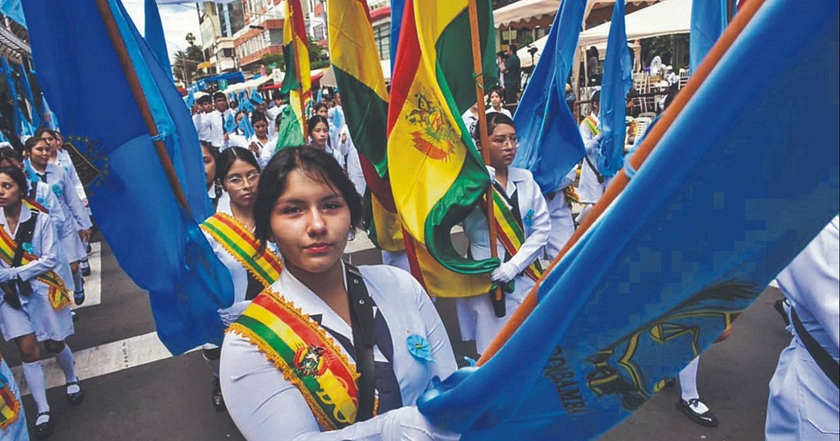 Cochabamba celebra 216 años de su gesta libertaria en medio de pulsos políticos