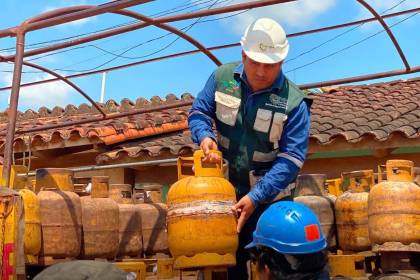 Decreto congela el precio de la garrafa en Bs 22,50, pero ajusta el margen de mayoristas por el precio del diésel