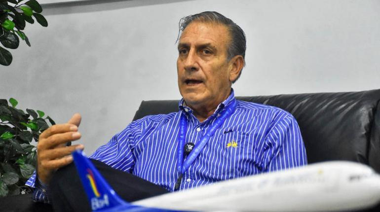 Gerente de BoA plantea convertir a la aerolínea en una empresa mixta