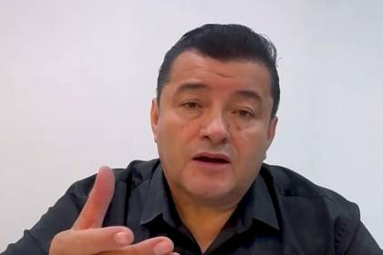 Jhonny Fernández, buscado por la Policía, difunde video y dice que sufre acoso político