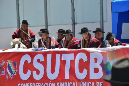 Campesinos aún no definen si participarán en marcha evista