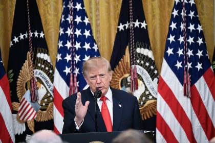 Trump dice que Putin se comprometió a suministrar diésel a EEUU y al mercado mundial